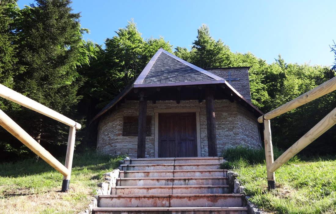 Ripristino della copertura di una Chiesa sul Monte Cengio (VI) – Seconda Fase